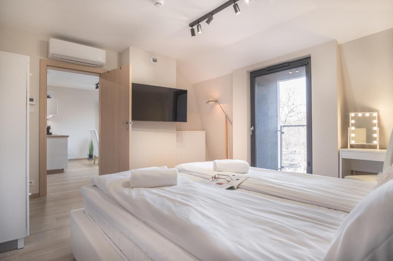 Iron Apartments คราคูฟ ภายนอก รูปภาพ